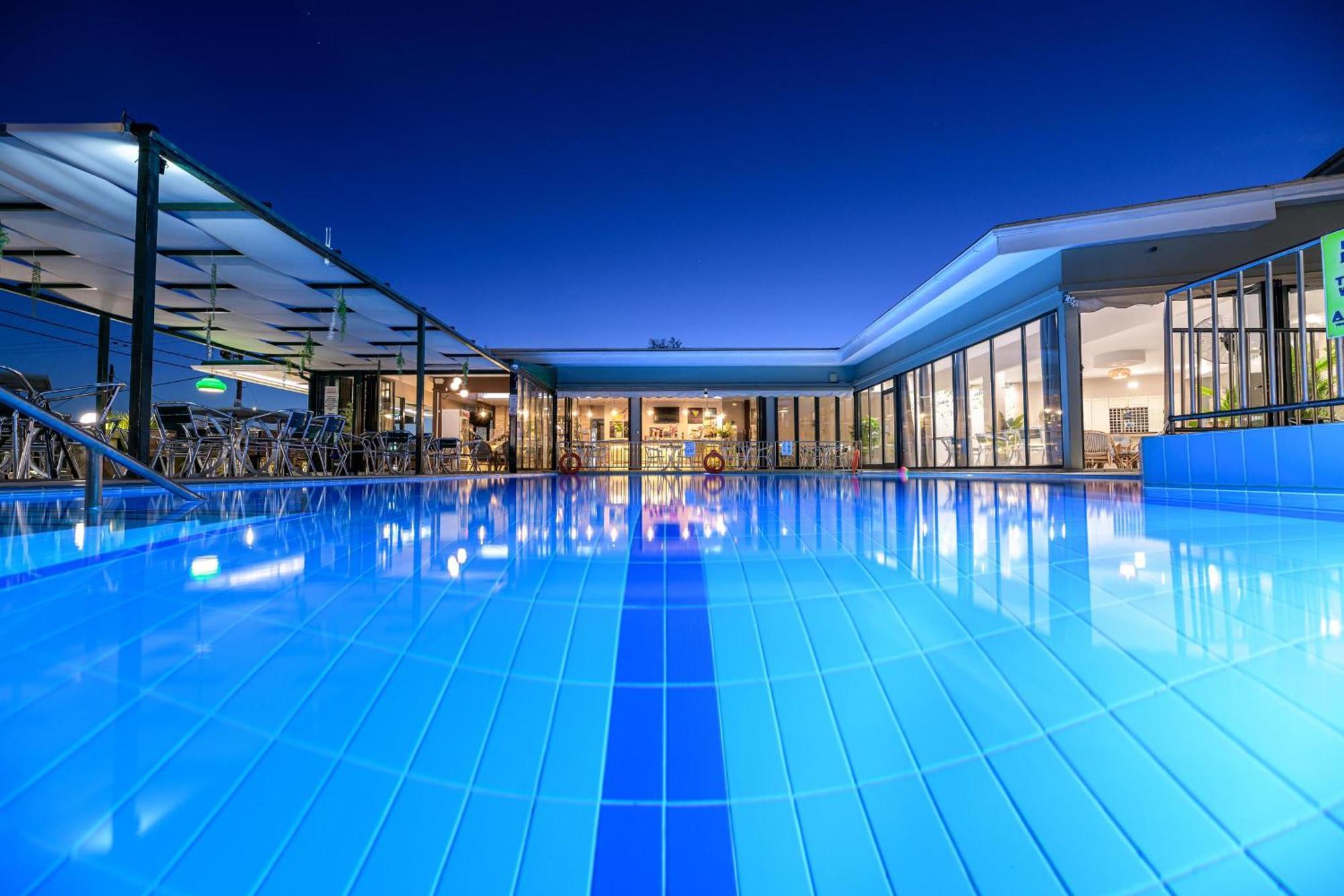 Sofia'S Hotel Kalamákion Екстериор снимка
